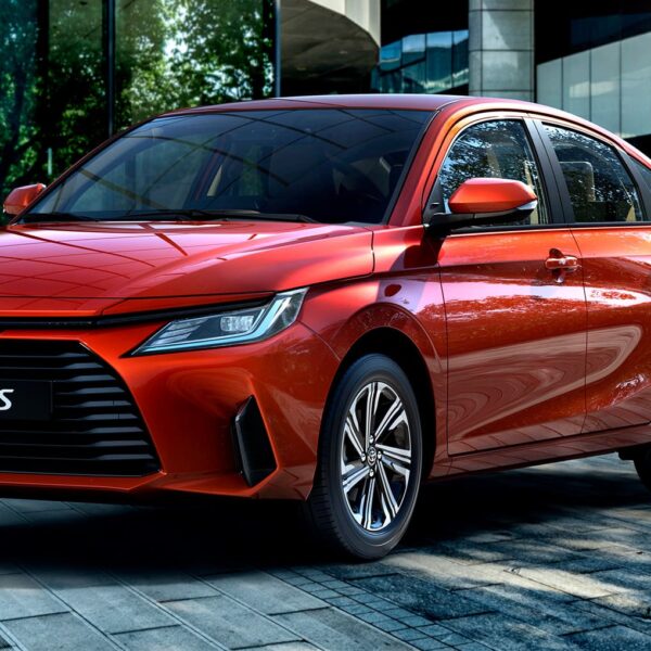 Toyota Yaris Repair Manual